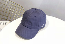 根據(jù)臉型選擇合適的帽子